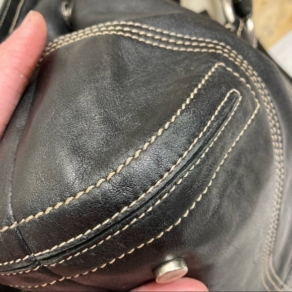 COACH vintage Y2K 8A11 Soho Hamptons Flap Leather Satchel in Black - Picture 12 of 12